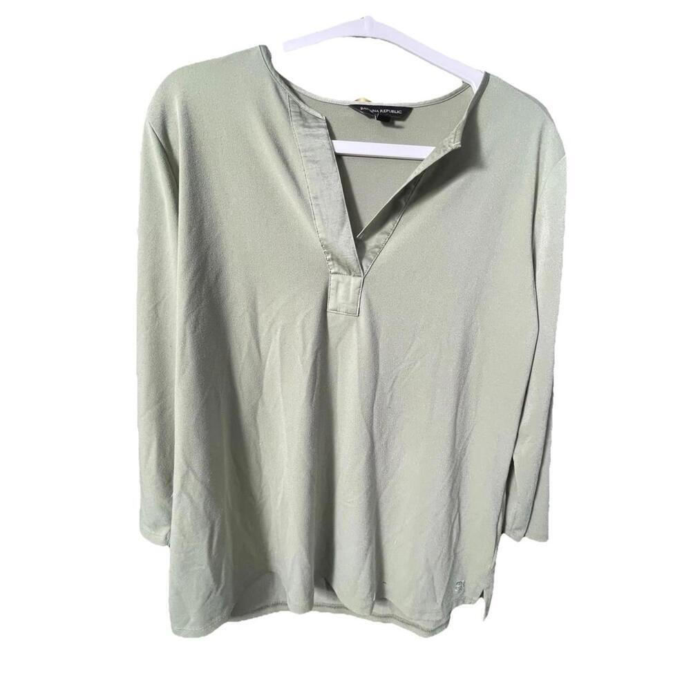 Banana Republic Green V-Neck Long Sleeve Blouse Sz Small